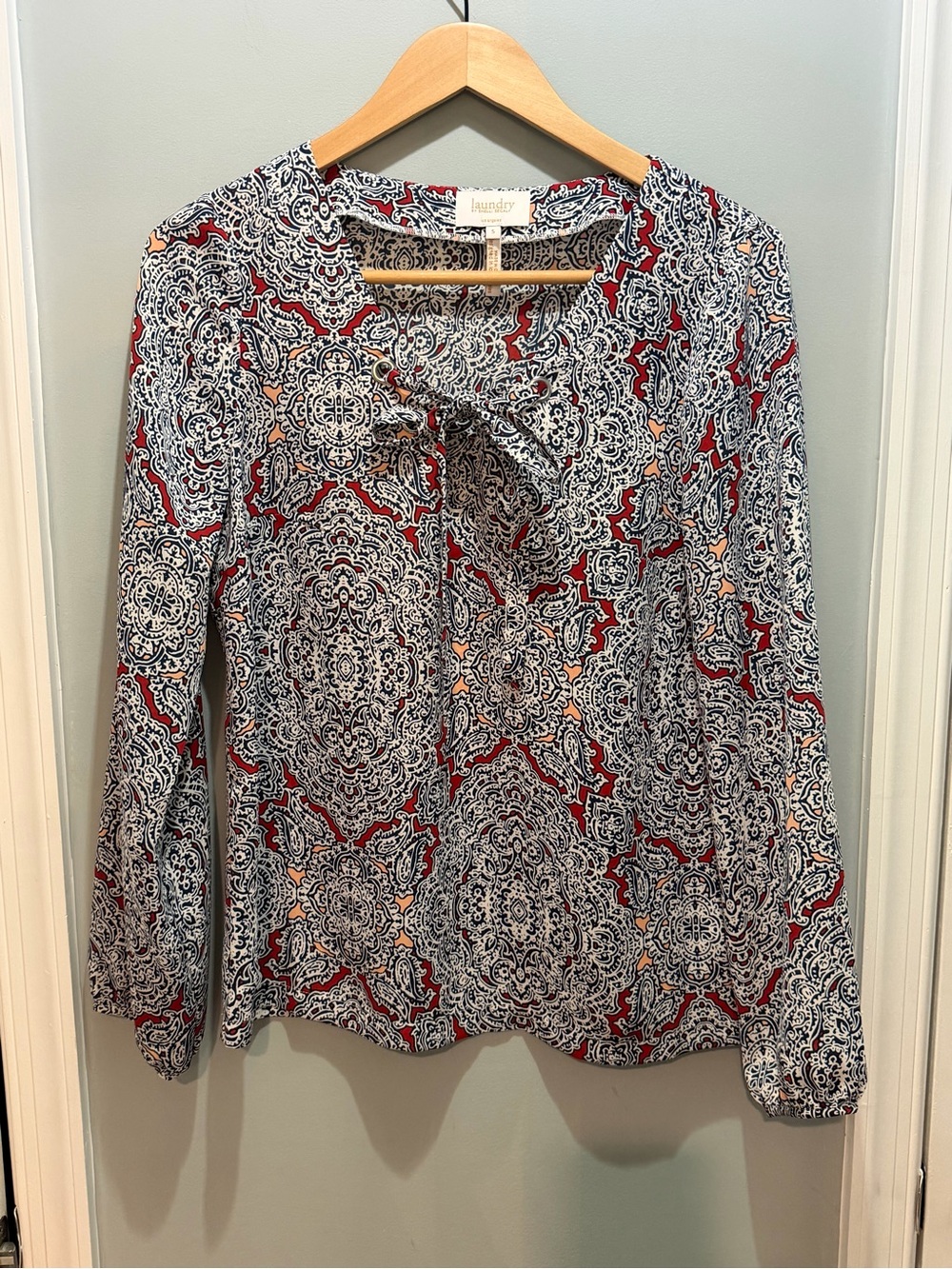 Laundry By Shelli Segal Red and Navy Paisley Tie-Neck Blouse